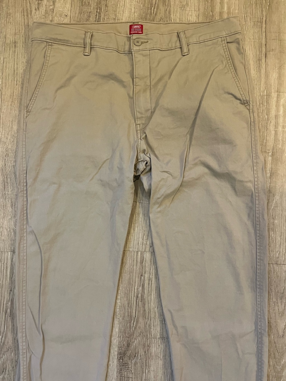 Levi's Men's XX Chino Standard Taper Pants in Light Tan W 36 - L 32